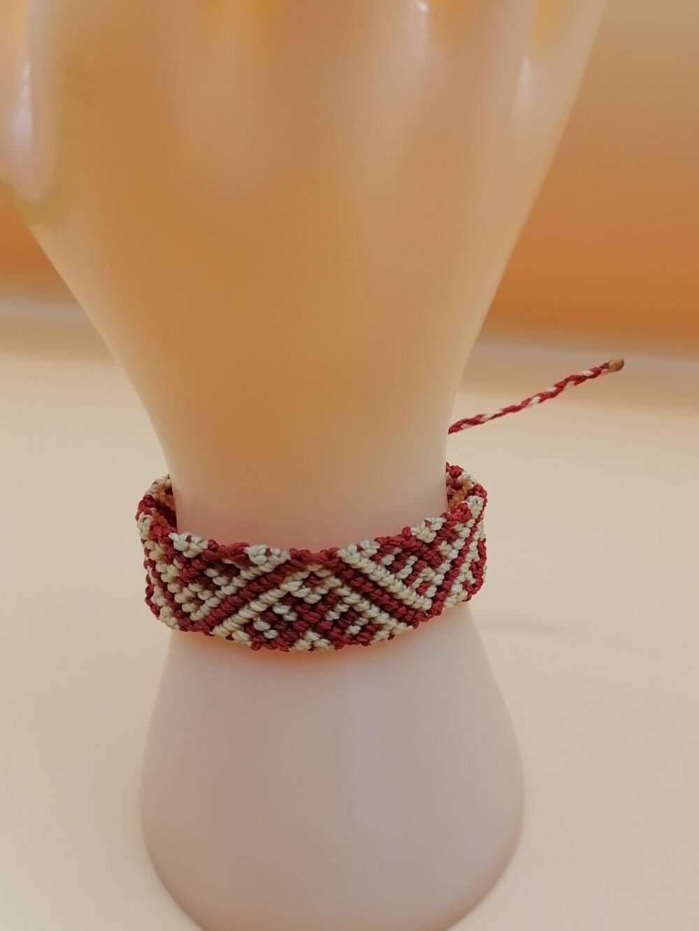 Hand-woven Macrame Bracelet Design Labyrinth Bracelet
